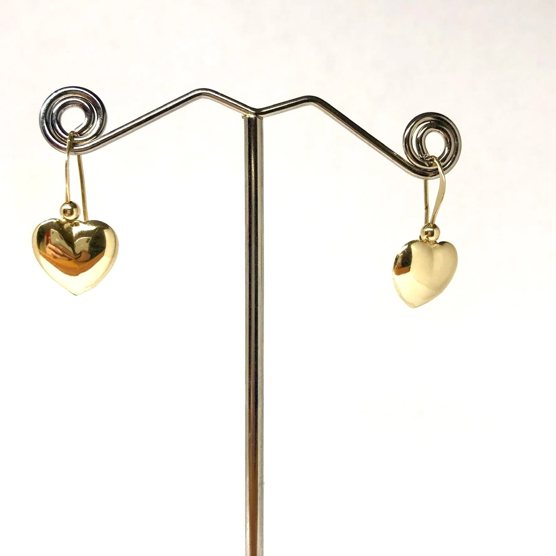 14K Yellow Gold Heart Shape Earrings 1.11g