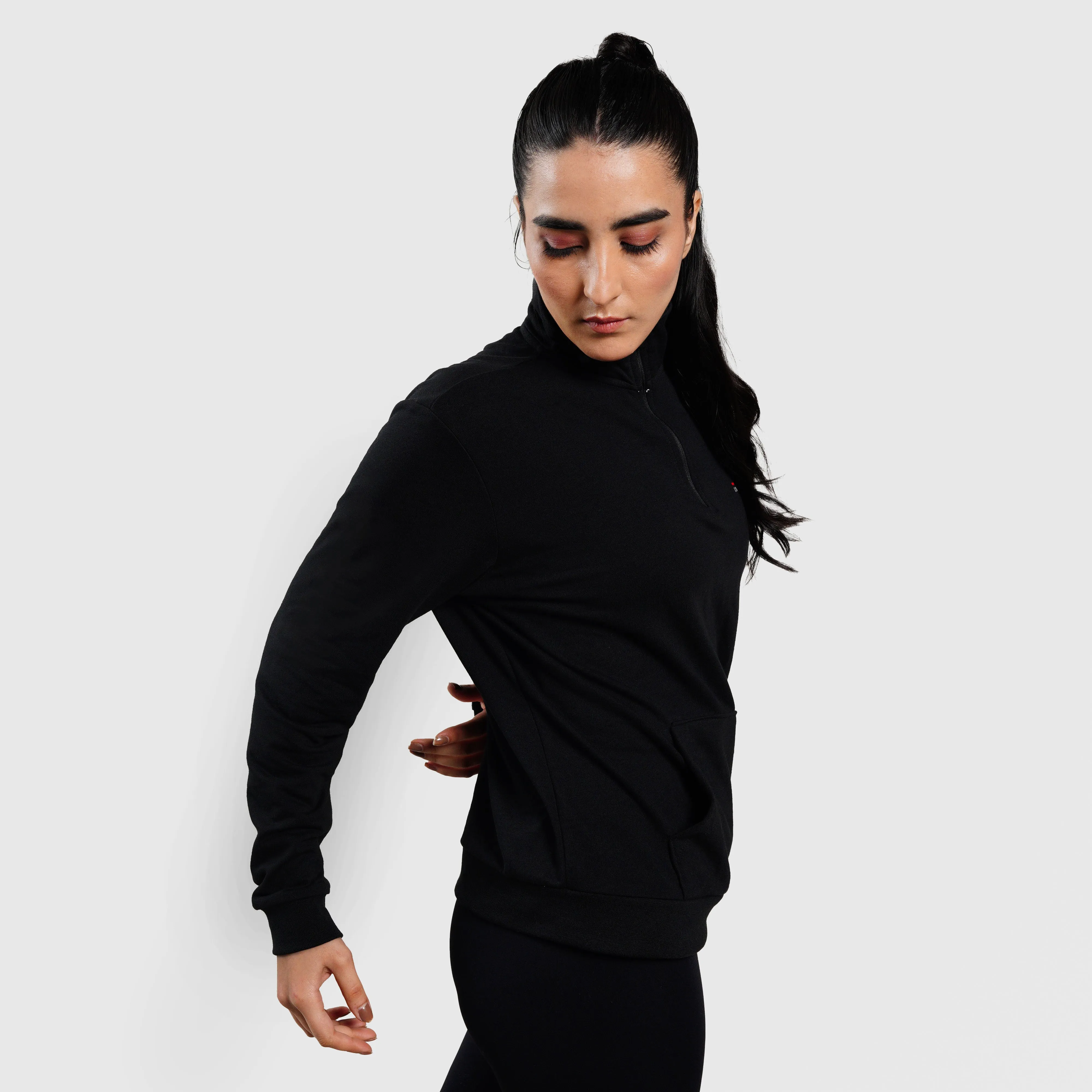 Alpha Pullover (Black)