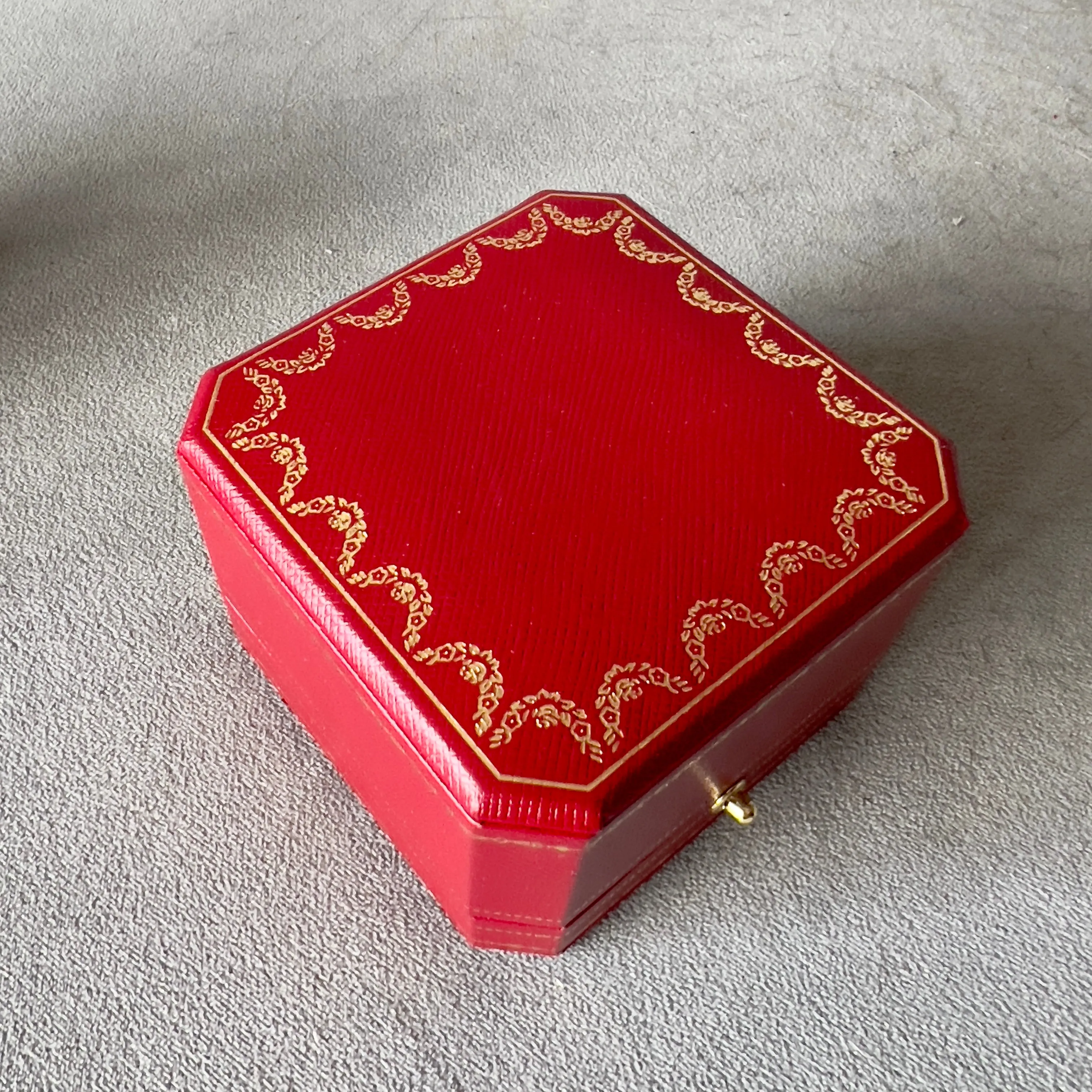 CARTIER Trinity Ring Box + Outer Box 3.5x3.30x2.40 inches + Booklet