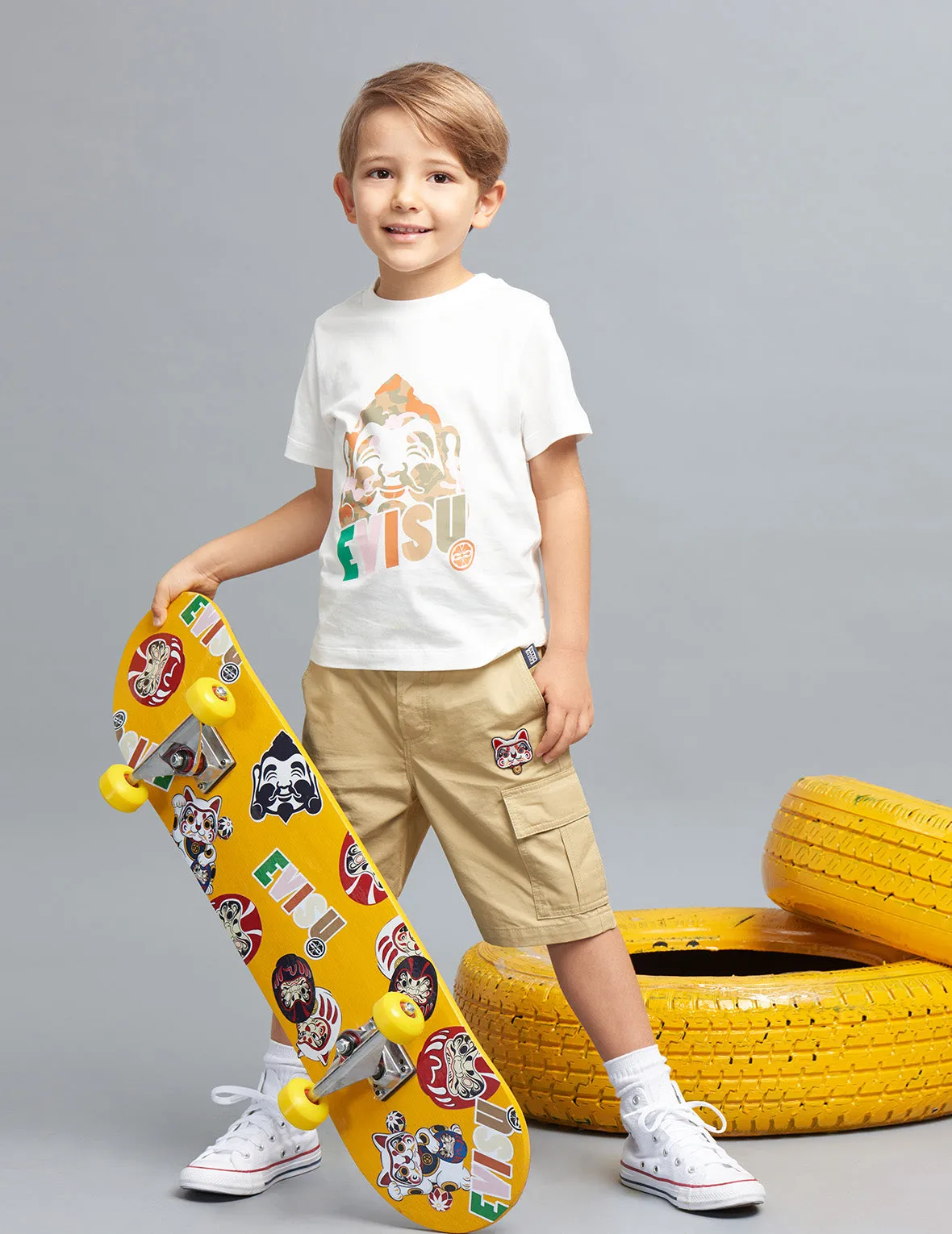 Daruma Buddies Print Cargo Shorts