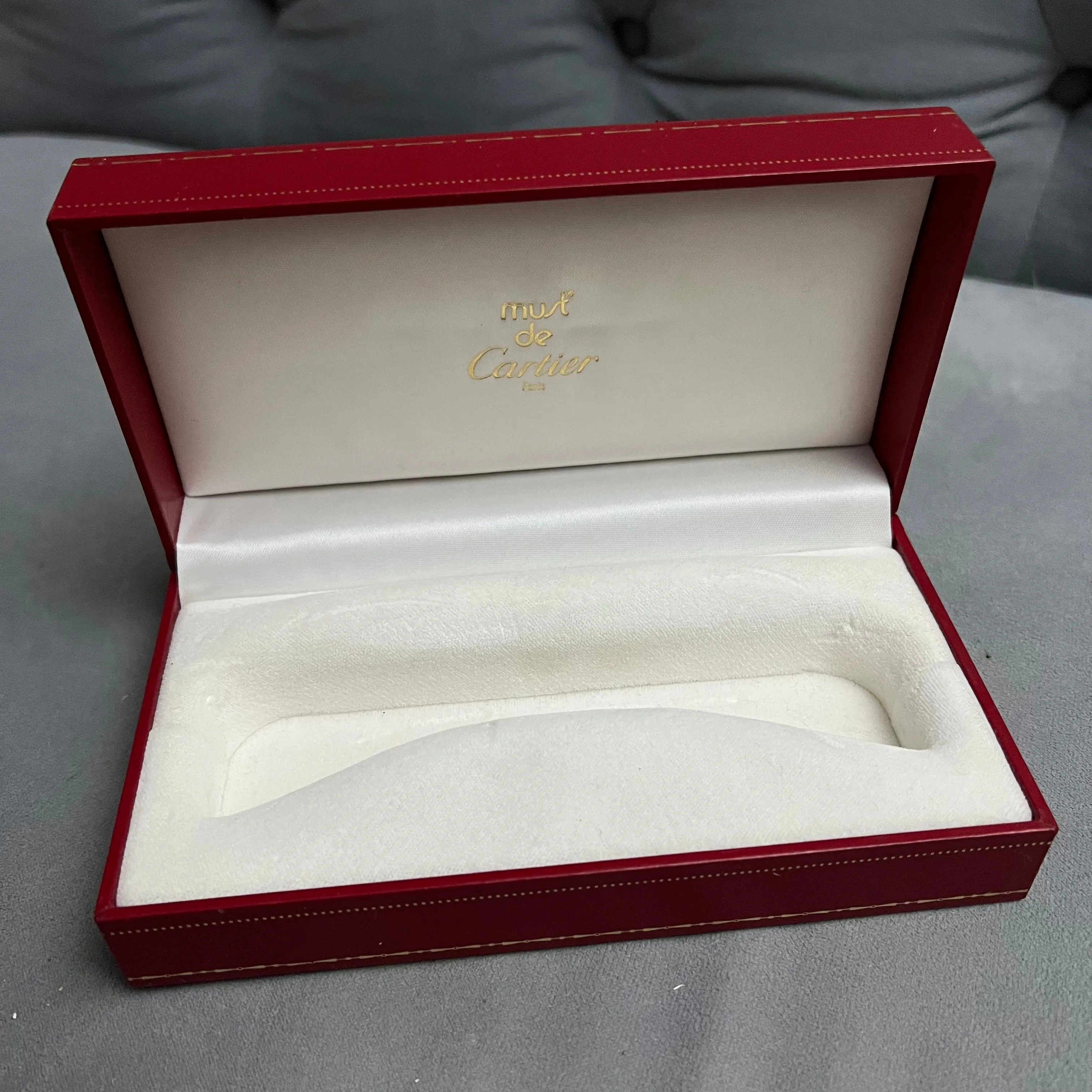 MUST DE CARTIER Glasses Box 6.60x3.5x1.90 inches