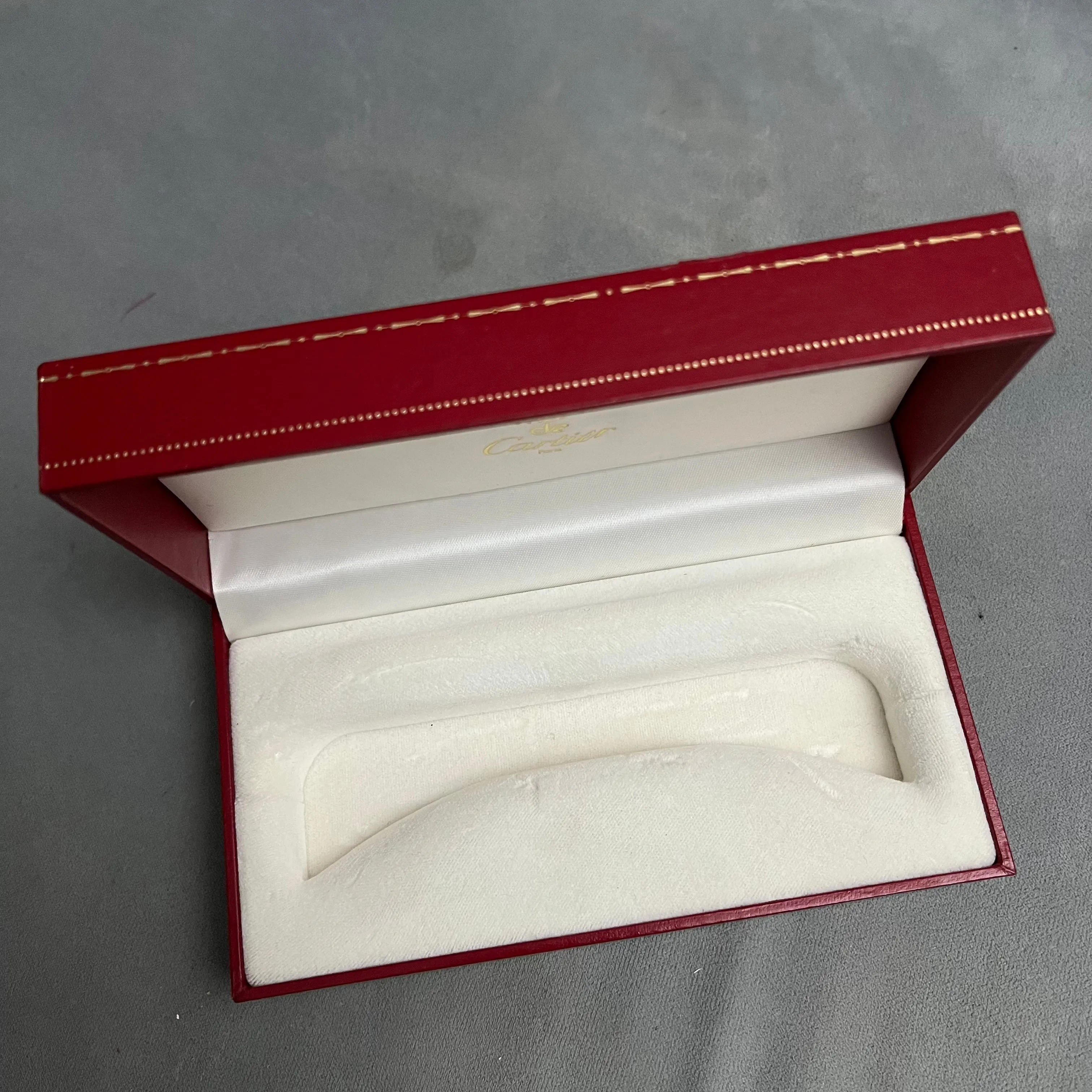 MUST DE CARTIER Glasses Box 6.60x3.5x1.90 inches